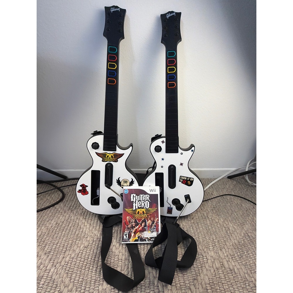 Guitar Hero Aerosmith Wii 2 Gibson Les Paul Controllers Game Bundle